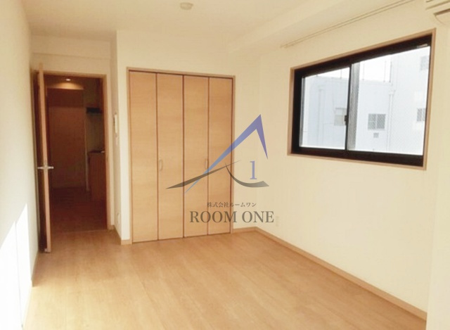 緑3丁目マンションの居間・リビング|洋室のお部屋です。