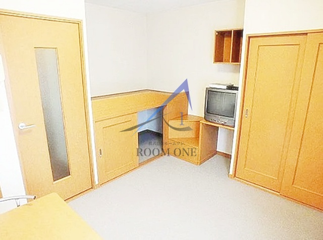 レオパレスデンファレの居間・リビング|洋室のお部屋です。