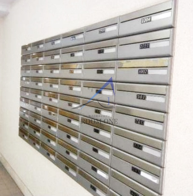 スカイコート神田のその他共用部分|集合ポストです。