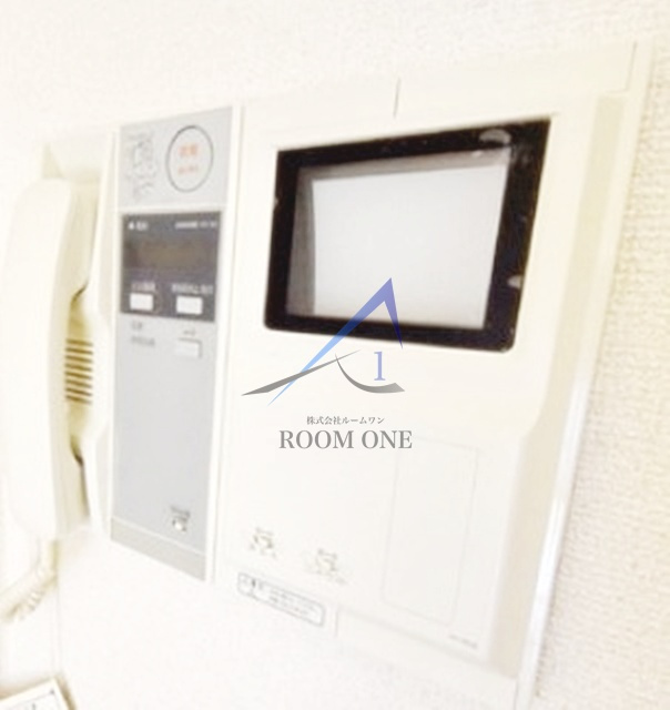 スカイコート神田のセキュリティ|モニター付きインターホンです。