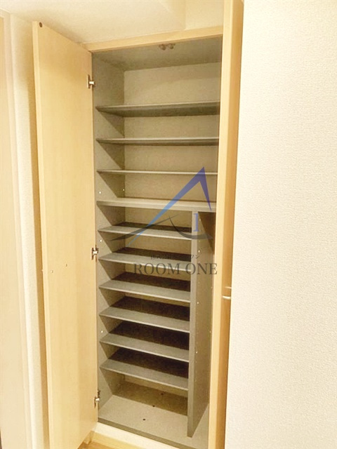 ロワジール三軒茶屋