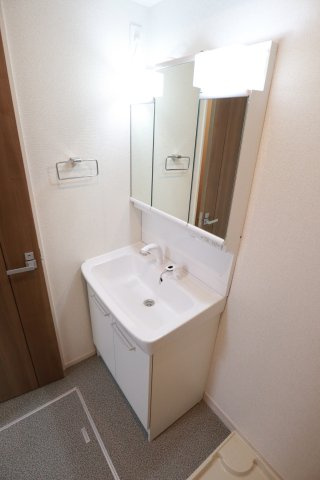 アイビードットオザクの独立洗面台|※建築中の為、同ハウスメーカー施工イメージです。