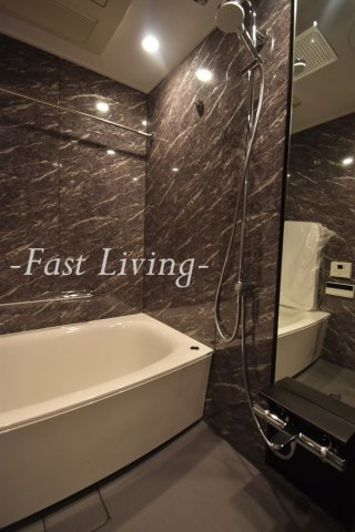 ジオイド三番町の浴室