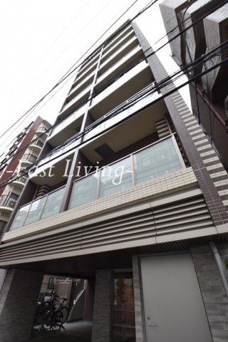 サンイング飯田橋のエントランス