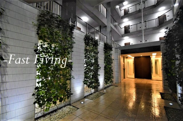 エスティメゾン四谷坂町