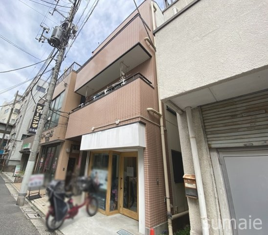 タカヨシコーポの外観|閑静な住宅地にあるマンションです。