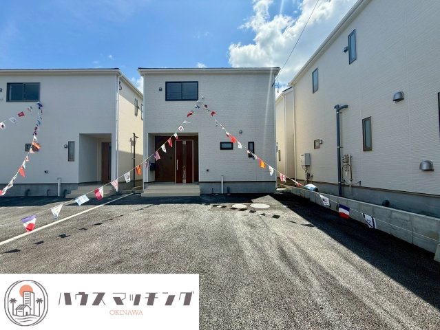 クレイドルガーデン宜野座村漢那 第２・３号棟の外観|病院450ｍ＆ビーチ350ｍの安心快適環境♪庭付き、駐車３台可！お気軽にお問い合わせください♪