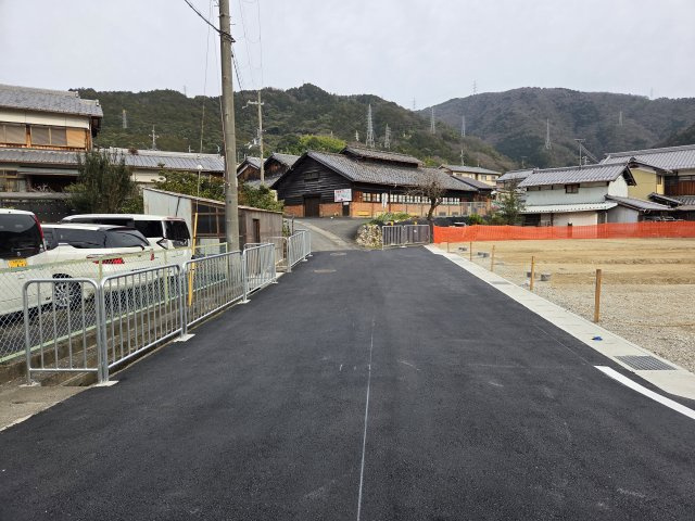 【前面道路含む現地写真】 | 山科区小山西御所町　新築戸建