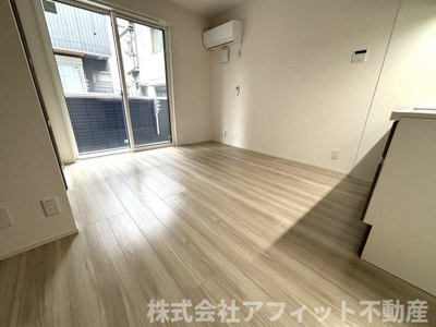 【寝室】 | 西町SUZUKAZE | 洋室8.2帖