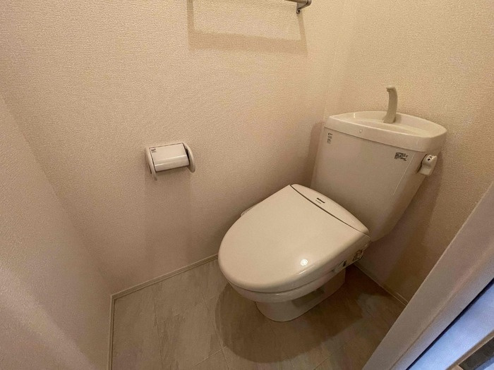 グリーンのトイレ