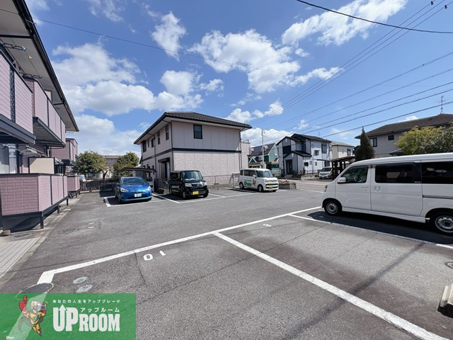 サル・ド・セジュールの駐車場