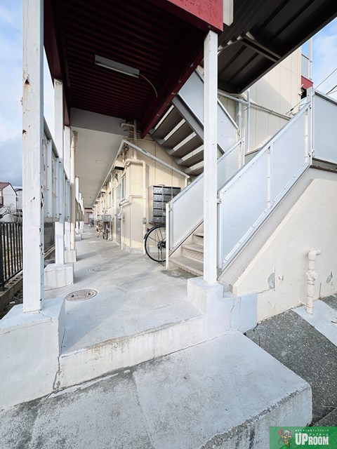 コーポ岡田のロビー