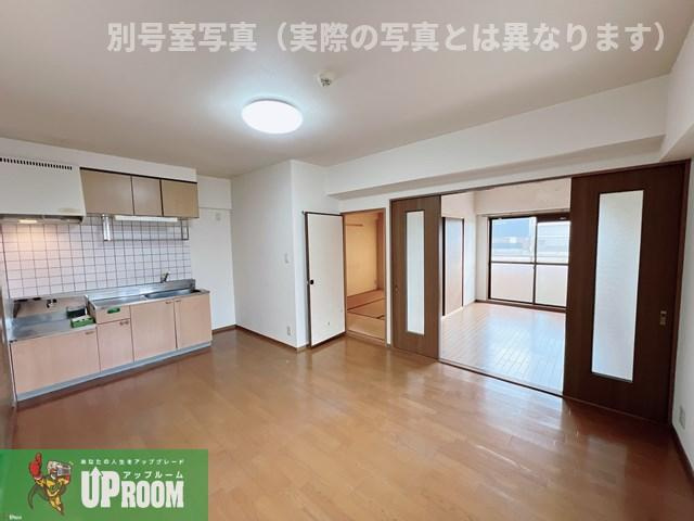 アズールの内装