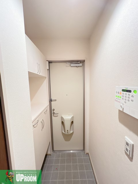 アロームライトの玄関