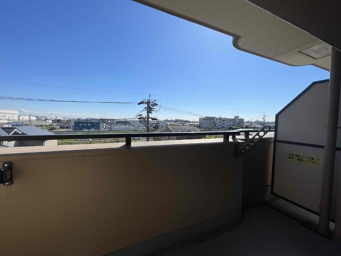 ウィング青山のバルコニー