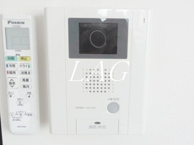 【設備】 | スリースターレジデンス学芸大学 | モニター付きインターホンです。