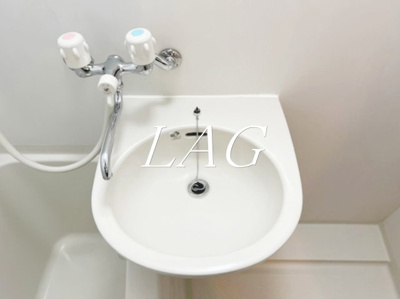 【洗面所】 | ラ・ヴェルデ上馬 | 洗面台です。