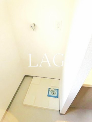 【設備】 | レヴィーナ東京八重洲通り | 室内洗濯機置き場になります。