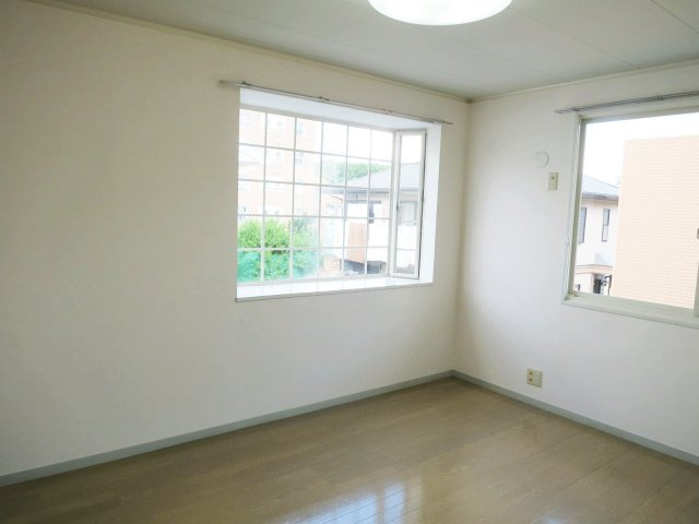 ３DK：稲荷前トゥインクル吉田C棟の洋室|ゆったりした洋室です