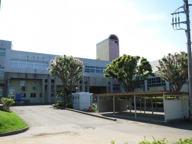 ３DK：稲荷前トゥインクル吉田C棟の周辺|谷田部東中学校まで1.1キロメートル