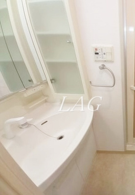 【洗面所】 | プレール・ドゥーク日本橋リバーサイド | 洗面台です。