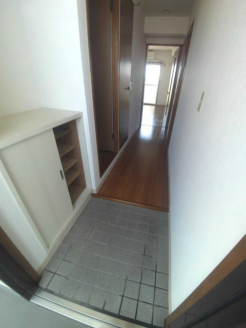 グリーンエイトⅣの玄関