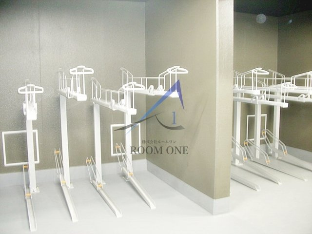 ルーブル早稲田六番館