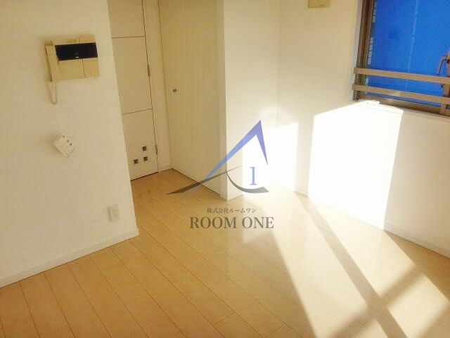 ガリシア浜松町の居間・リビング|洋室のお部屋です。