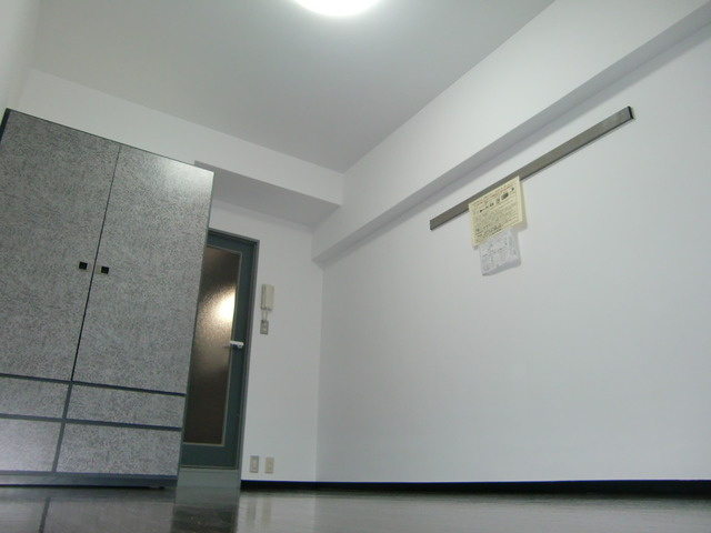 リアライズ六甲Ⅰ(旧ジュネス六甲1)の洋室