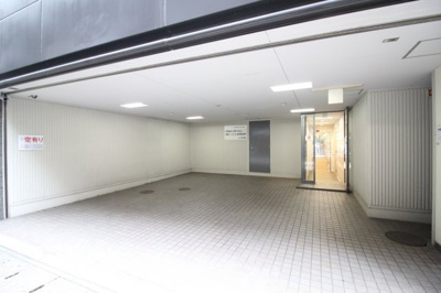 【駐車場】 | フラワーロード青山ビル