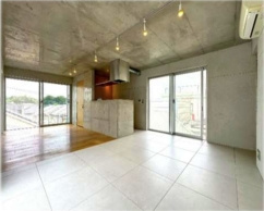 【内装】 | DECKS