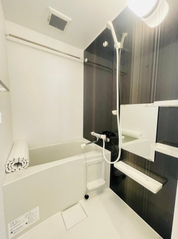 ヴィオラ扇町WESTの浴室