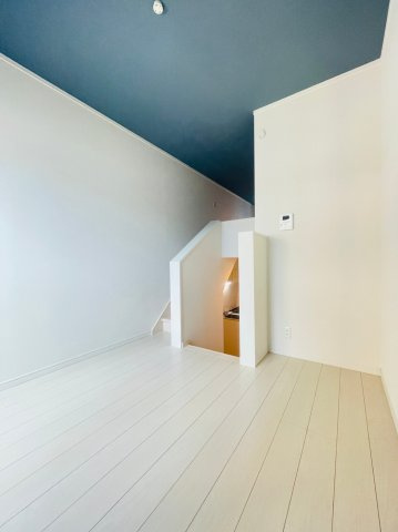 ヴィオラ扇町WESTの居間・リビング