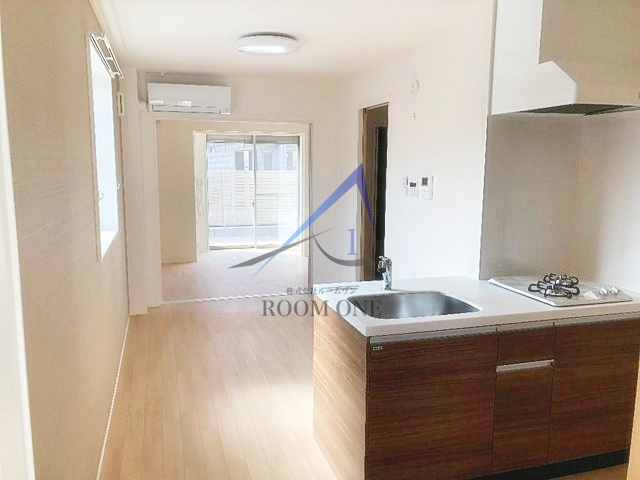 エスポワールⅠの居間・リビング|洋室のお部屋です。