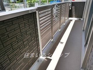 広島市安佐北区可部３丁目のアパートのバルコニー