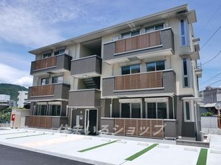 広島市安佐北区可部３丁目のアパート