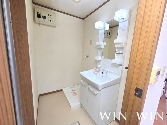 キャッスル北沢の独立洗面台