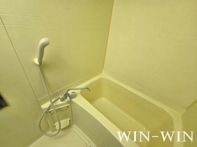 キャッスル北沢の浴室