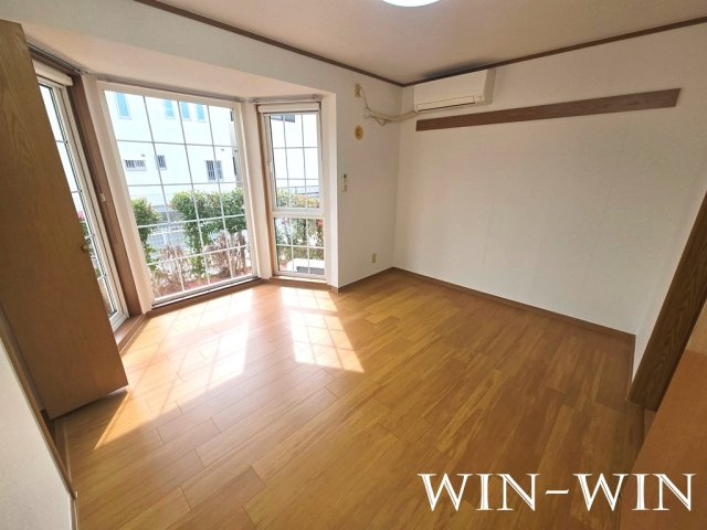 キャッスル北沢の居間・リビング