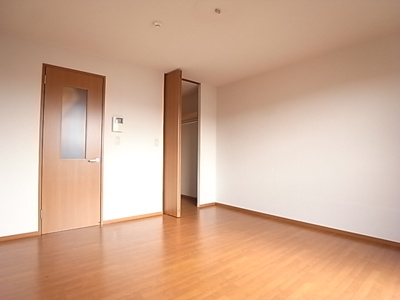 【寝室】 | パナハイツ三山Ｂ | ゆとりの広さです