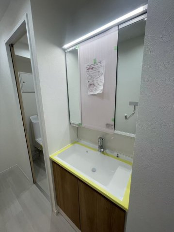 阿佐ヶ谷陵雲閣マンションの独立洗面台