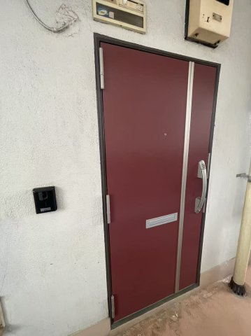 阿佐ヶ谷陵雲閣マンションの玄関