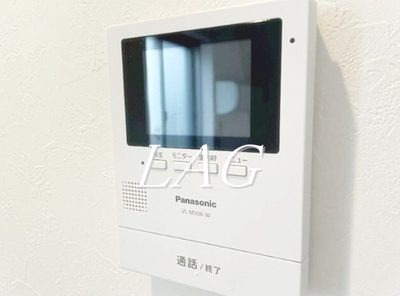 【セキュリティ】 | チャルテ三宿 | モニター付インターホンです。