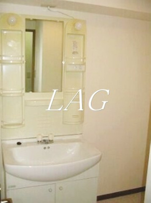 【洗面所】 | アルカディア三軒茶屋 | 独立洗面台です。