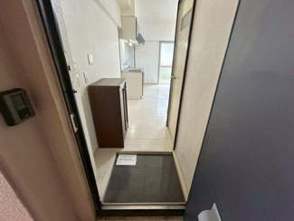 【玄関】 | T stage 1 | ※退去前の為、別部屋の写真を掲載しております