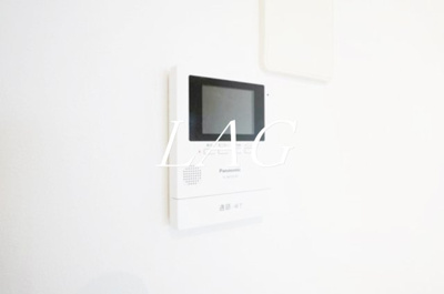 【セキュリティ】 | カサーディア蒲田 | モニター付きインターホンです。