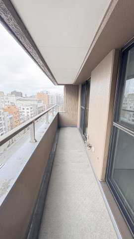 バルコニーの横幅広いです！