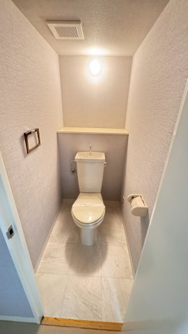 清潔感あるトイレですね！