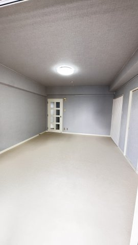 奥行きのあるリビングです！