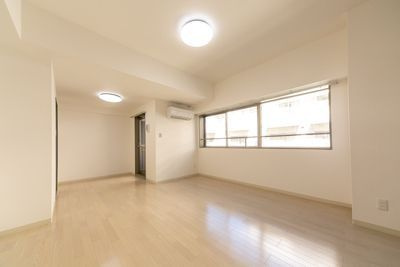 【居間・リビング】 | ロナ王子